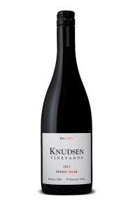 bottle shot of pinot noir 2012