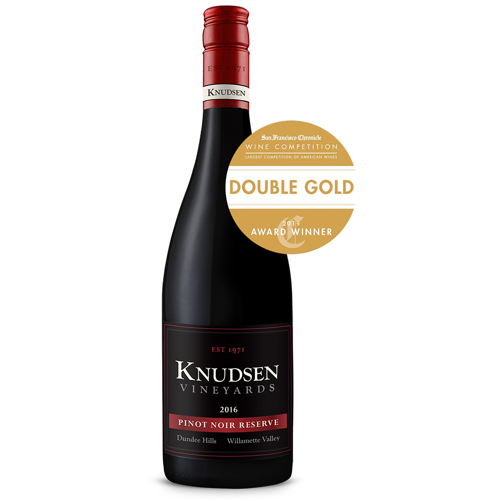 bottle shot of 2016 pinot noir reserve with double gold award