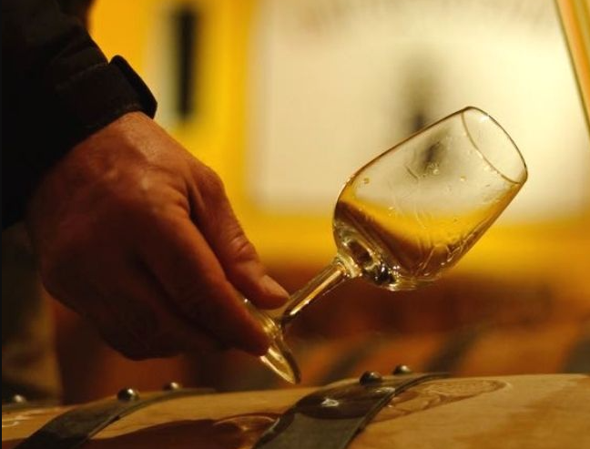 Dessert wine glass designed for concentrated aromatics and smaller pours